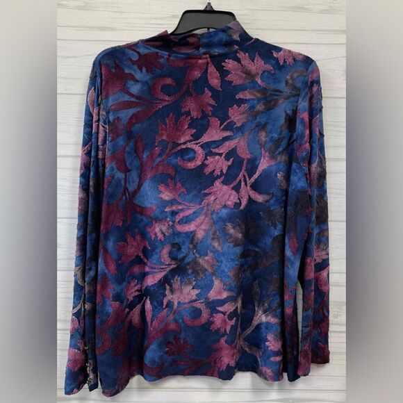 Investments Floral Tie Dye Long Navy Sleeve Top Size 2X - Picture 3 of 5